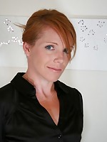 matures in pantyhose videos